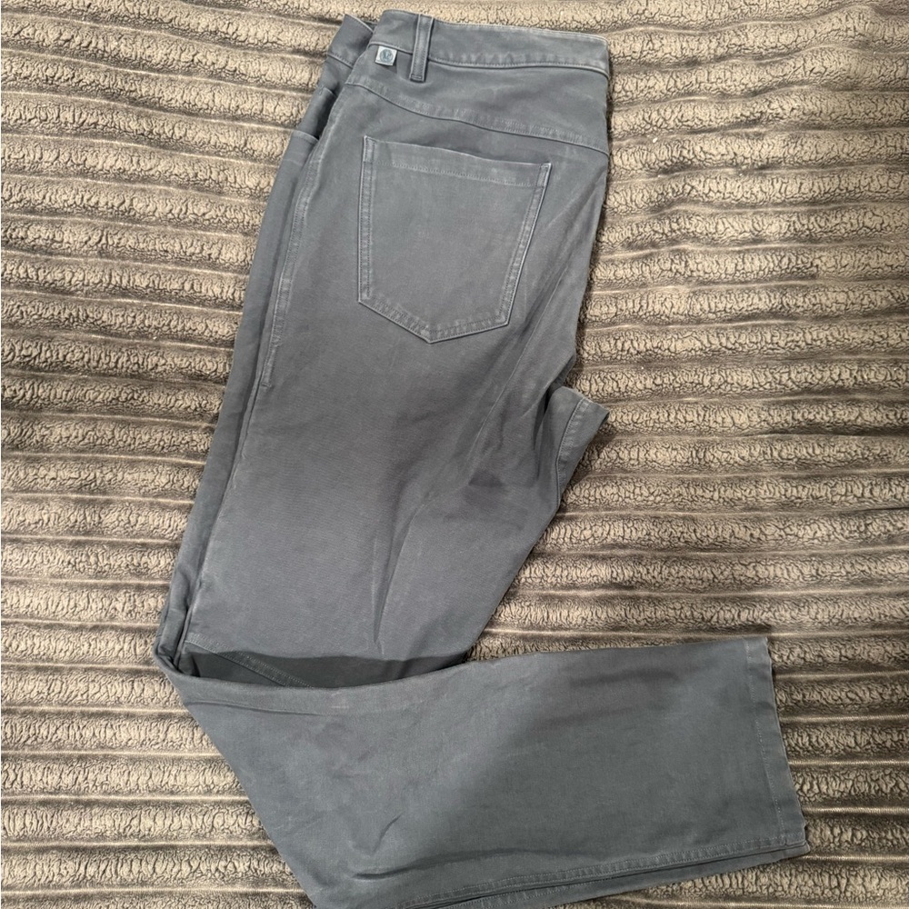 lululemon Men's ABC pant (canvas)